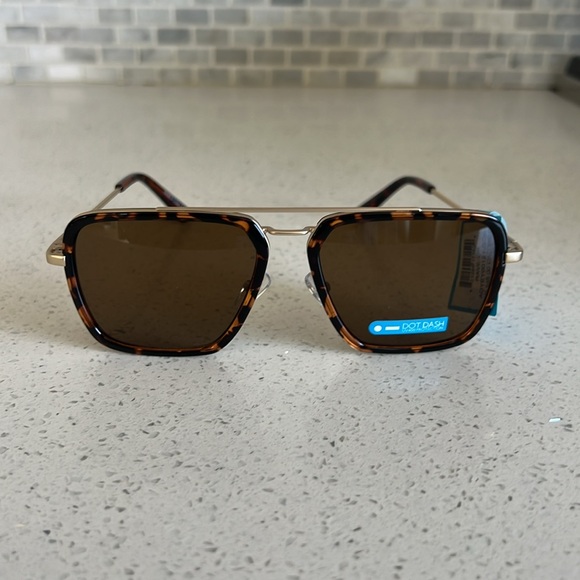 Dot Dash Sunglasses - Rave Up Leopard UV400 - Picture 2 of 5